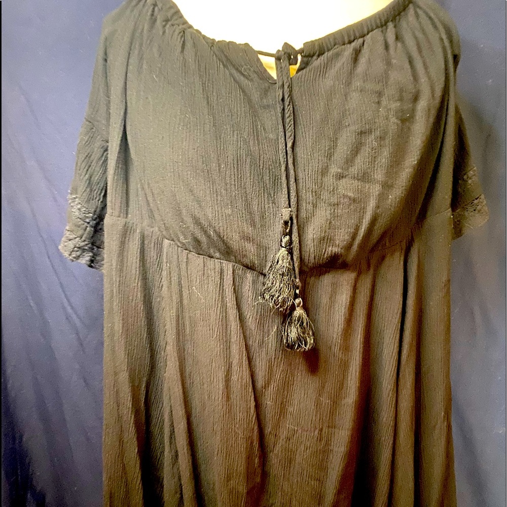 Torrid Size 3 Gauzy Romantic Flattering On Or Off Shoulder Dress
